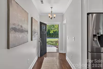 2562 Roseview Lane, Charlotte, NC 28205 - Photo 5
