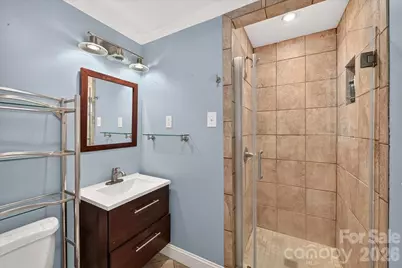 1442 Plumcrest Drive, Charlotte, NC 28216 - Photo 15