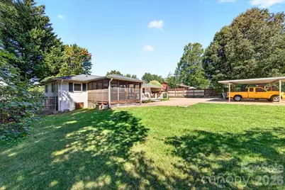 1442 Plumcrest Drive, Charlotte, NC 28216 - Photo 27