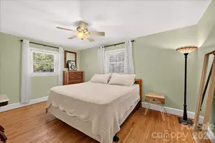 1442 Plumcrest Dr, Charlotte, NC 28216 - Photo 13