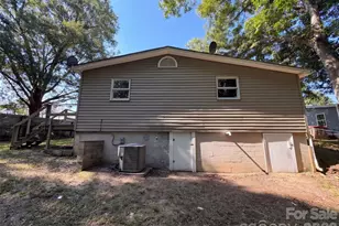 1610 Martin Ave, Gastonia, NC 28052 - Photo 5