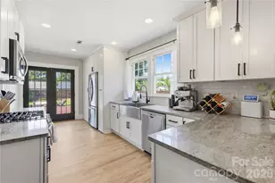 700 Woodruff Pl, Charlotte, NC 28208 - Photo 11