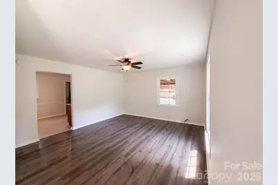 728 Milan Road E, Charlotte, NC 28216 - Photo 3