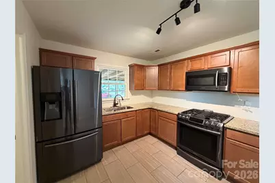 728 Milan Road E, Charlotte, NC 28216 - Photo 7