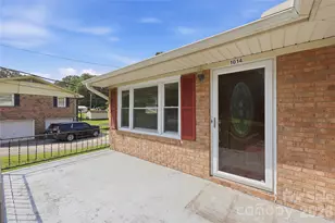 1014 Hoke St, Kannapolis, NC 28081 - Photo 3