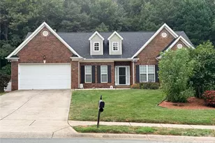 12015 Hampton Pl Dr, Charlotte, NC 28269 - Photo 1