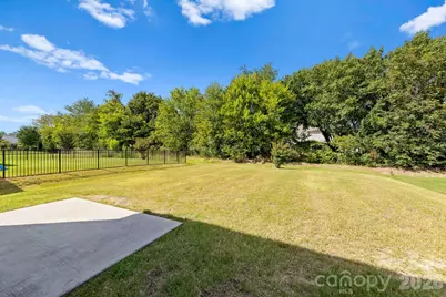 12866 Canterbury Castle Drive, Charlotte, NC 28273 - Photo 17
