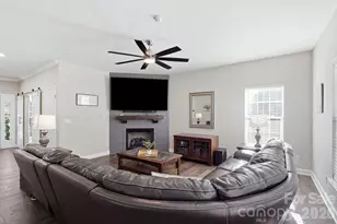 1008 Grayscroft Dr, Waxhaw, NC 28173 - Photo 5