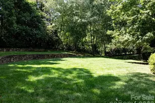 2200 Queens Rd E, Charlotte, NC 28207 - Photo 5