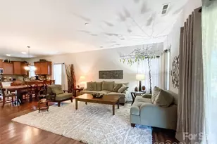 2005 Yellow Daisy Dr, Matthews, NC 28104 - Photo 19