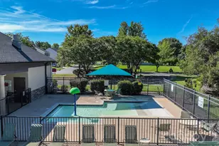 12728 Planters Row Dr, Charlotte, NC 28278 - Photo 21