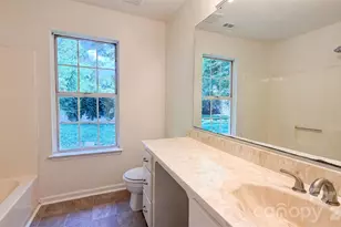 6223 Sunbridge Ct, Charlotte, NC 28269 - Photo 15