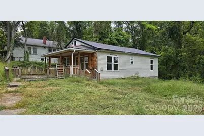 502 Healan Place NW, Lenoir, NC 28645 - Photo 3