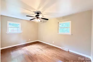 117 Robinson Ave, Matthews, NC 28104 - Photo 9