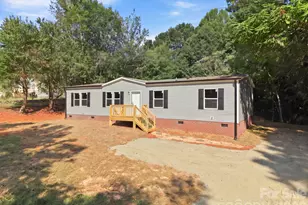 1028 Dorset Ln, Lincolnton, NC 28092 - Photo 3
