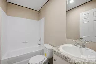 1028 Dorset Ln, Lincolnton, NC 28092 - Photo 21