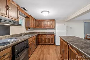 1164 Garrett Rd, Mill Spring, NC 28756 - Photo 15