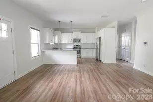 2908 Burgess Dr, Charlotte, NC 28208 - Photo 7