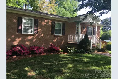 192 Heritage View Road, Hickory, NC 28601 - Photo 1