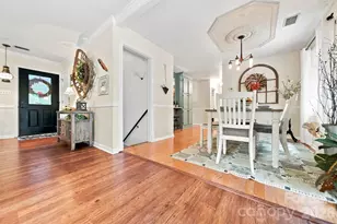 37 Home Pl Ln, Hickory, NC 28601 - Photo 9