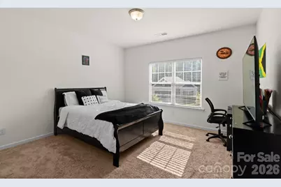 9011 Evercrisp Lane, Charlotte, NC 28215 - Photo 25