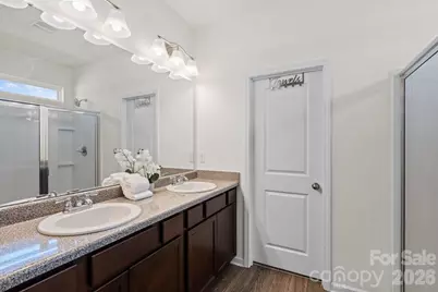 9011 Evercrisp Lane, Charlotte, NC 28215 - Photo 23