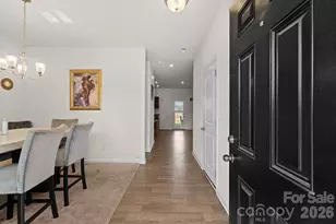 9011 Evercrisp Ln, Charlotte, NC 28215 - Photo 5