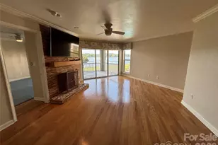 1332 Torrence Cir, Davidson, NC 28036 - Photo 13