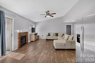 8006 Sheringham Way, Charlotte, NC 28227 - Photo 9
