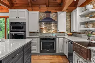 148 Tsisqua Cir, Brevard, NC 28712 - Photo 9