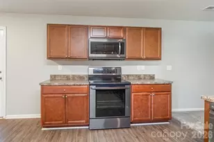 5045 Ashley Pl Dr, Bessemer City, NC 28016 - Photo 17