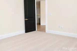4625 Piedmont Row Dr, Charlotte, NC 28210 - Photo 21