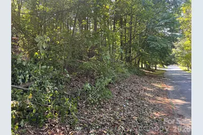3924 Deer Run Drive NE, Conover, NC 28613 - Photo 11