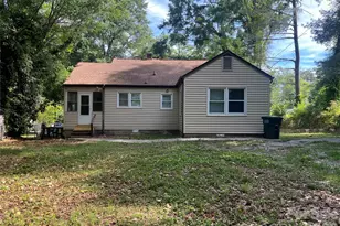 1107 W Davidson Ave, Gastonia, NC 28052 - Photo 3
