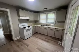 1107 W Davidson Ave, Gastonia, NC 28052 - Photo 7