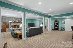 175 Overlook Dr, Flat Rock, NC 28731 - Photo 31