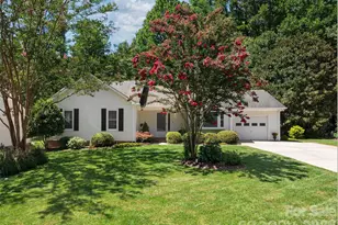 22 Southchase Dr, Fletcher, NC 28732 - Photo 1