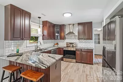 2010 Glendalough Lane, Matthews, NC 28105 - Photo 5