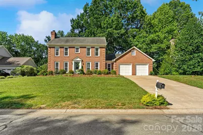 2010 Glendalough Lane, Matthews, NC 28105 - Photo 3