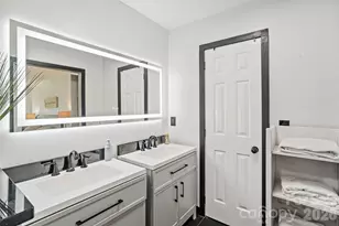 2010 Glendalough Ln, Matthews, NC 28105 - Photo 25