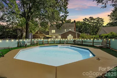 2010 Glendalough Lane, Matthews, NC 28105 - Photo 39