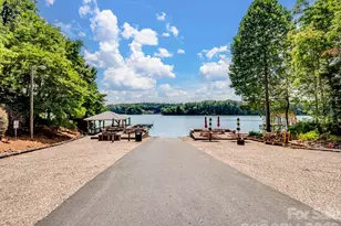 128 S Harbor Watch Dr, Statesville, NC 28677 - Photo 47