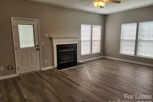 12579 Jessica Pl, Charlotte, NC 28269 - Photo 3