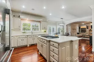 815 36th Ave Pl NW, Hickory, NC 28601 - Photo 11