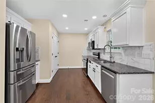 1428 Griers Grove Rd, Charlotte, NC 28216 - Photo 15