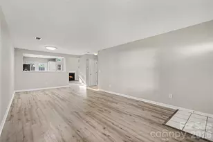 11907 Maria Ester Ct, Charlotte, NC 28277 - Photo 7