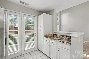 11907 Maria Ester Ct, Charlotte, NC 28277 - Photo 17