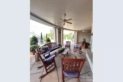 300 W 5th Street #250, Charlotte, NC 28202 - Photo 5