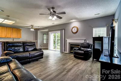9612 Veronica Drive, Charlotte, NC 28215 - Photo 11
