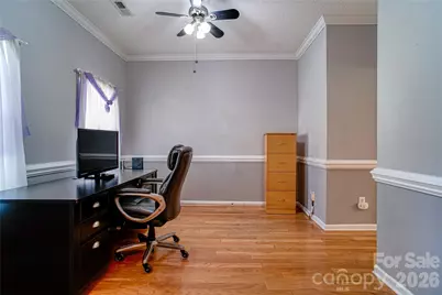 9612 Veronica Drive, Charlotte, NC 28215 - Photo 13